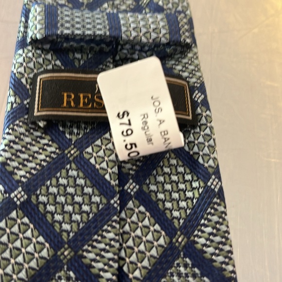 Jos. A. Bank Reserve Tie NWT - Picture 3 of 3